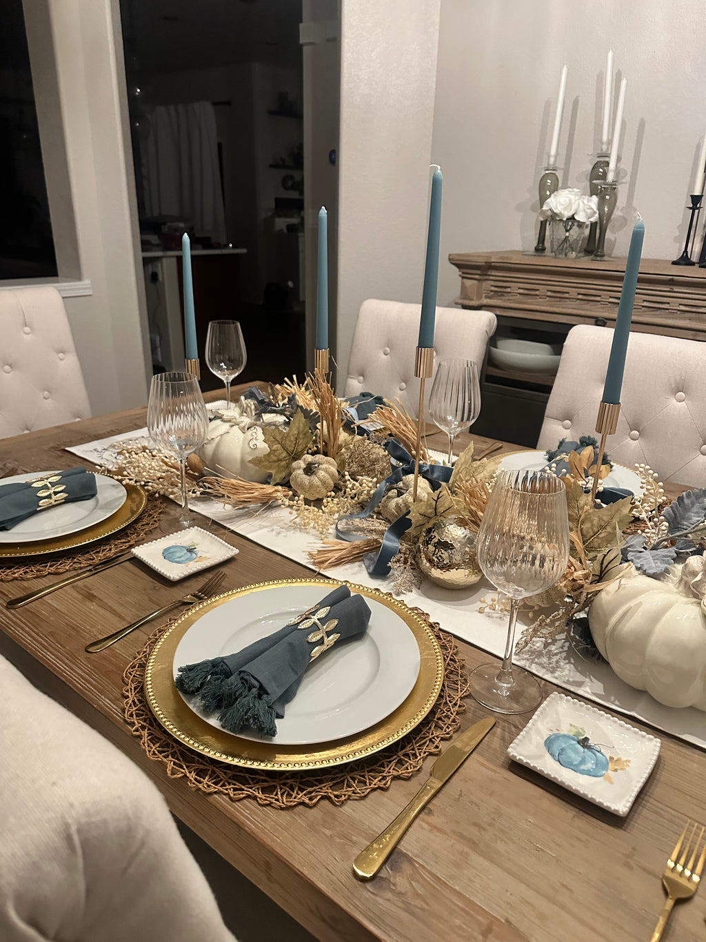 Thanksgiving table set