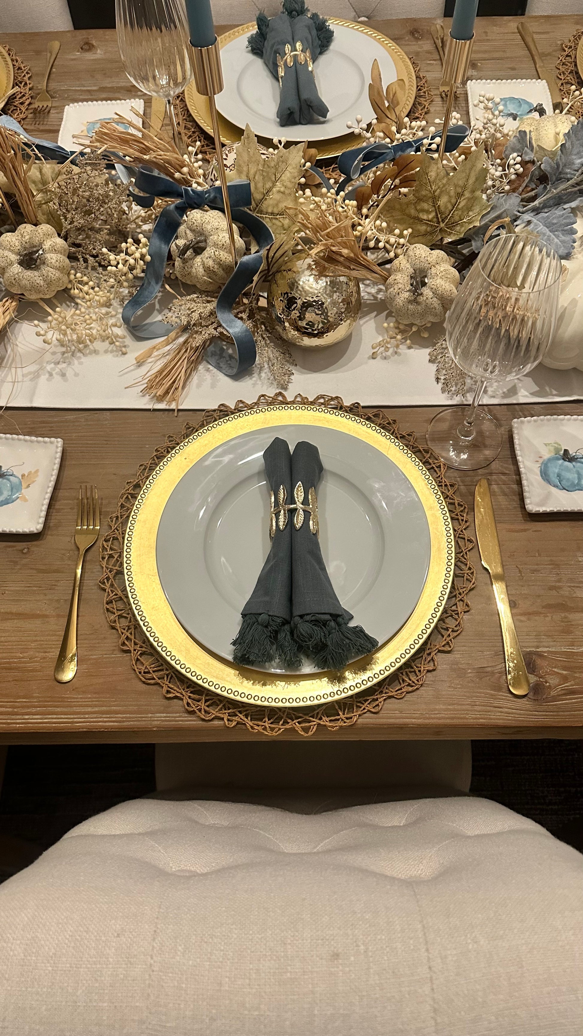 Thanksgiving table set